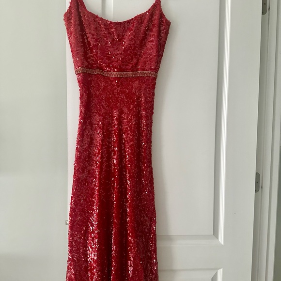 Markarian Moda Operandi Exclusive Sequined Midi Dress - Picture 8 of 14